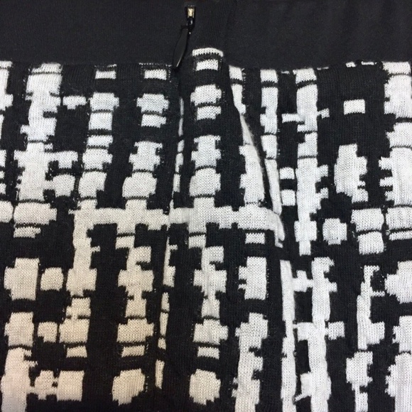 (NWT) Calvin Klein Women's Black/White Jacquard Pencil Skirt Plus Size 2X - Picture 5 of 9